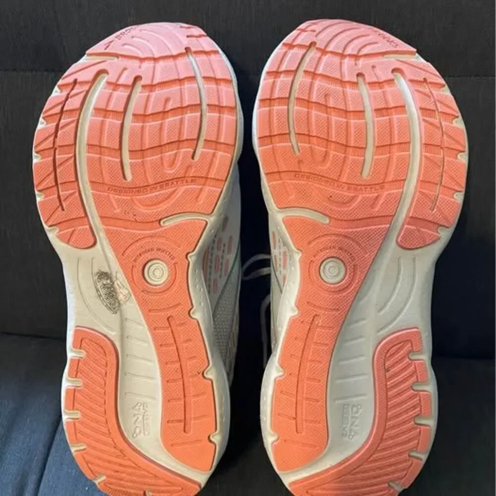 8.5 Wide Brooks Glycerin 20 Women’s Running Shoes Grey Orange